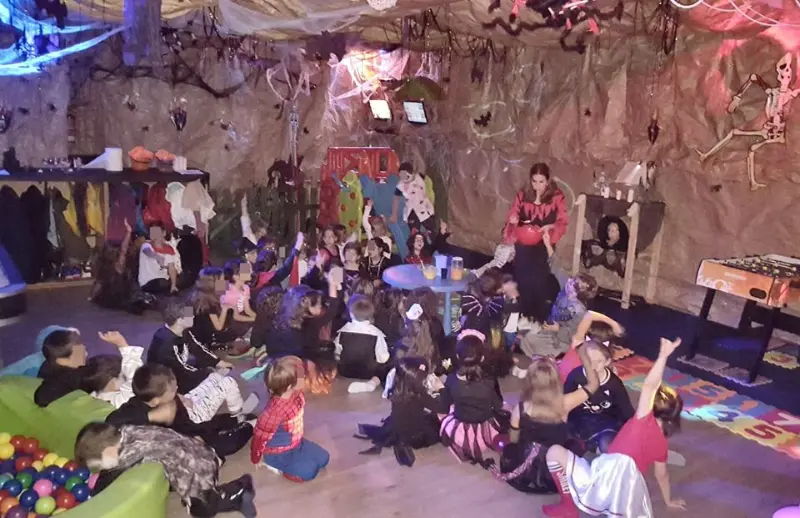 Bosque Arcoiris Centros de Ocio Infantil