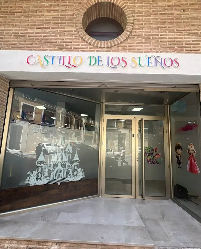 CASTILLO DE LOS SUEÑOS