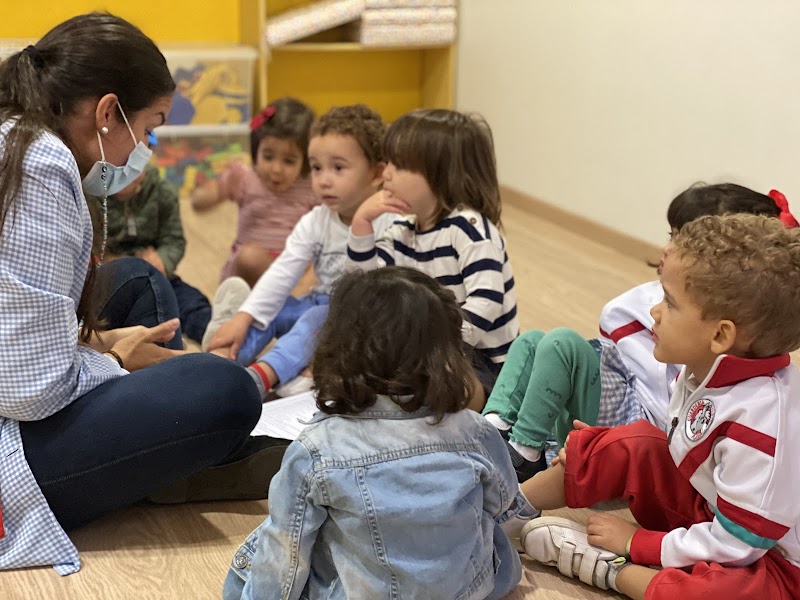 Centro Infantil "Platero" cmihuelva