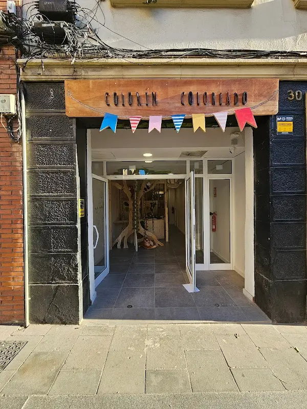 Colorin Coloreado BCN (Ludoteca Infantil)