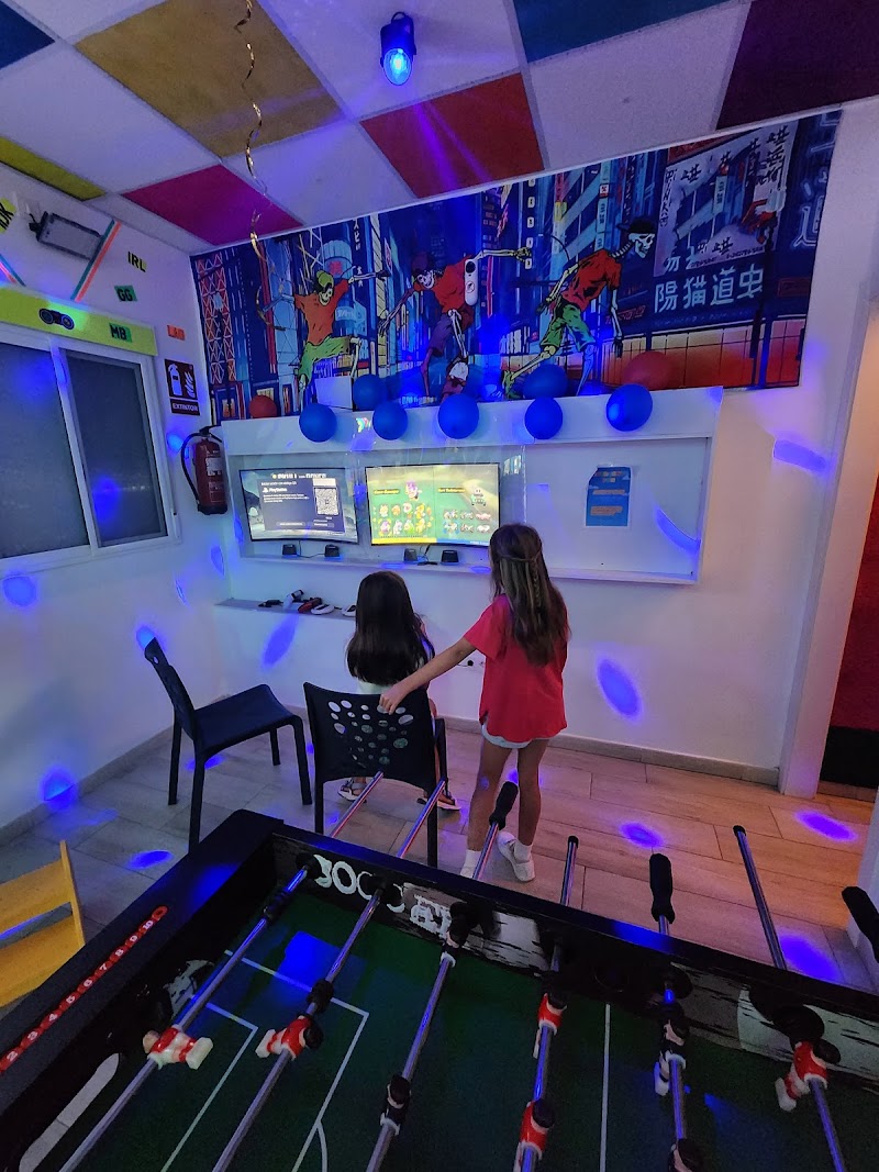 DIVERGENTE FUN. Sala de cumpleaños privados