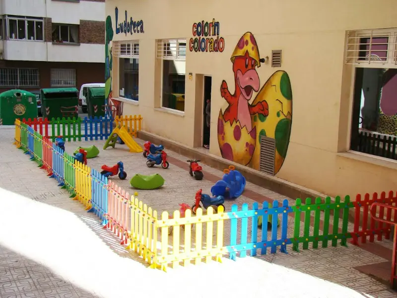 ESCUELA INFANTIL Y LUDOTECA COLORIN COLORADO SLL