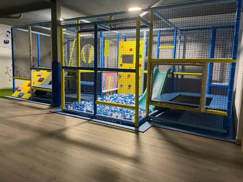 Gomiballs - Parque de bolas Elche