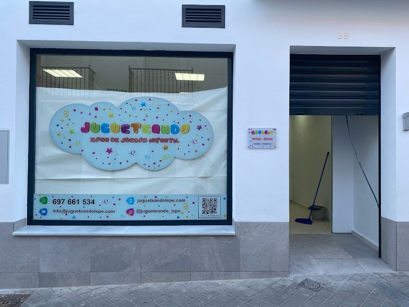 Jugueteando | Parque de bolas infantil