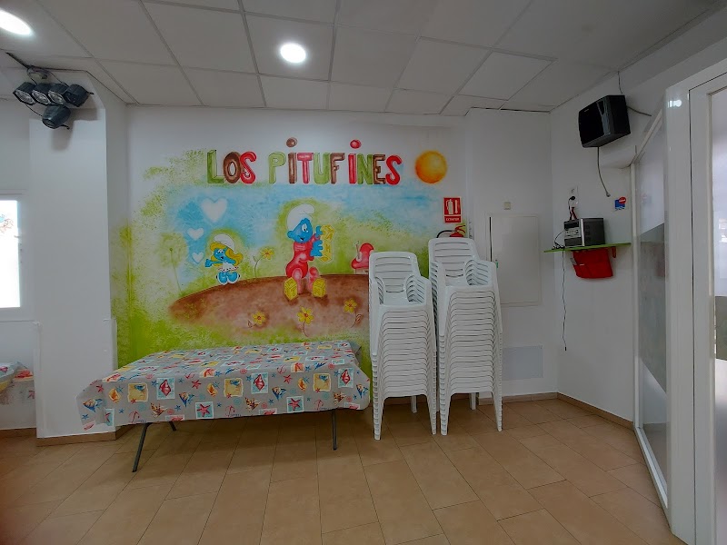 LOS PITUFINES PARQUE DE BOLA Y SALON DE CELEBRACIONES