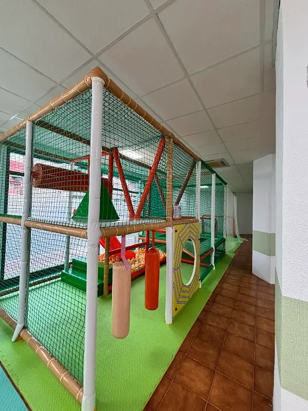 Parque de bolas La Tribu