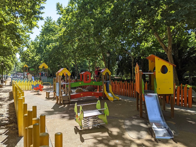 Parque Infantil Paseo De La Bomba