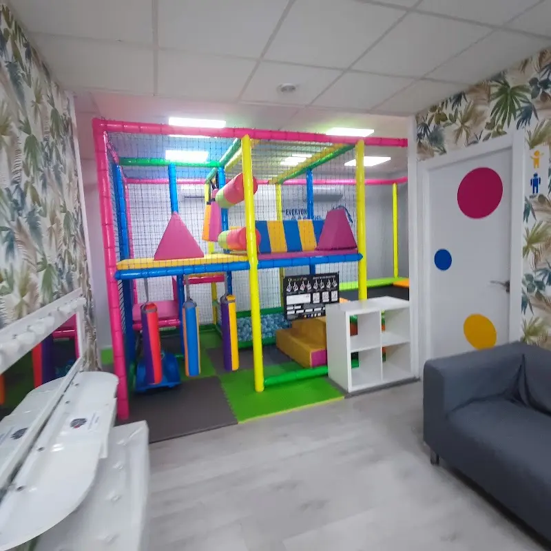 PLAY AND FUN SALA DE EVENTOS