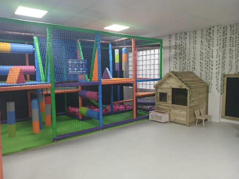 Super Heroes Park / Parque de bolas Murcia