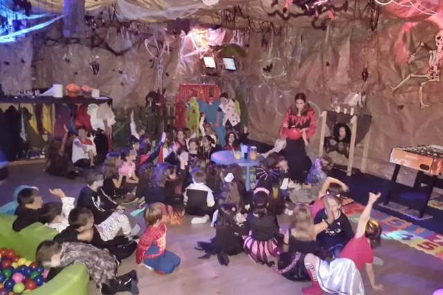 Bosque Arcoiris Centros de Ocio Infantil