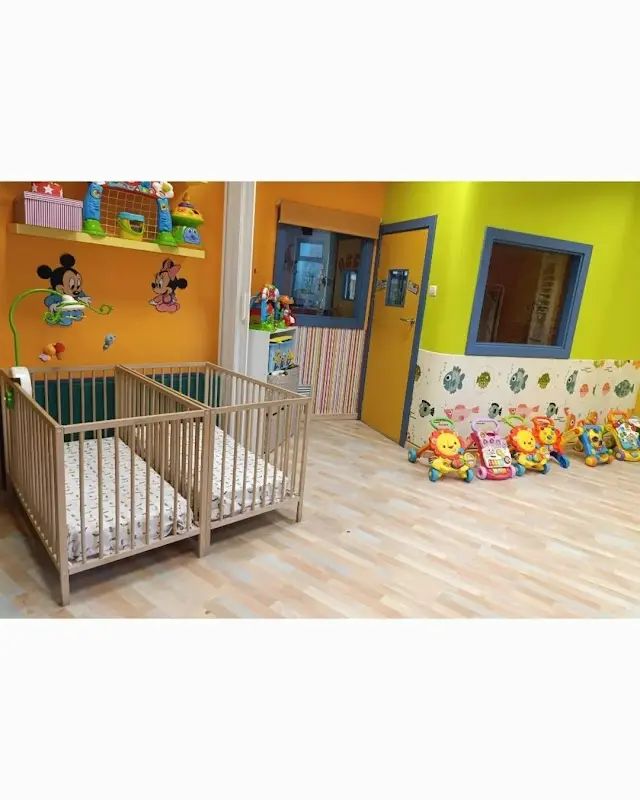 Escuela ludoteca infantil E.I PEQUES